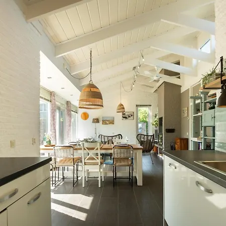 House De Toekomst 16 *