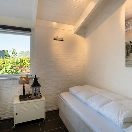 Сasa de vacaciones House De Toekomst 16 Ouddorp